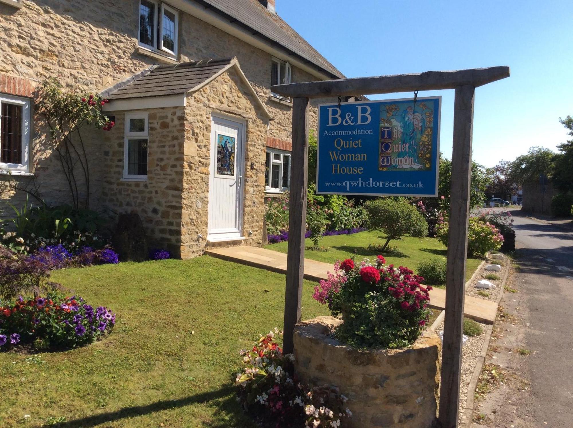 Quiet Woman House Bed & Breakfast Halstock Exterior photo
